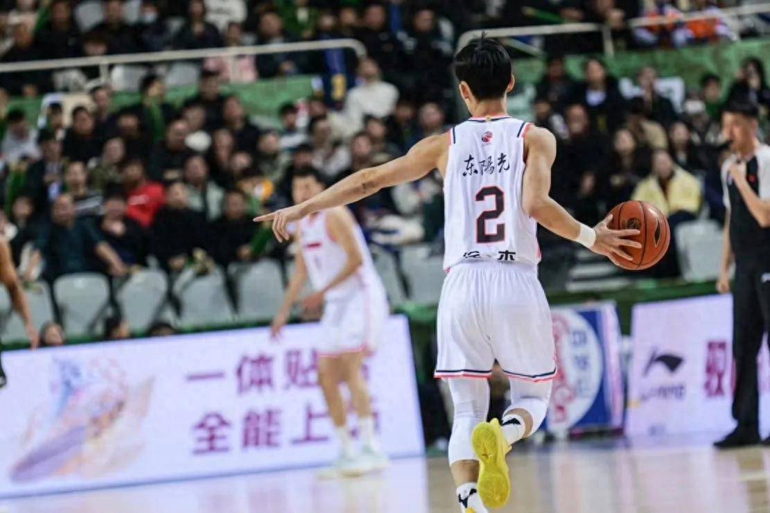 狼堡虐胜对手，客场大胜联赛排名攀升